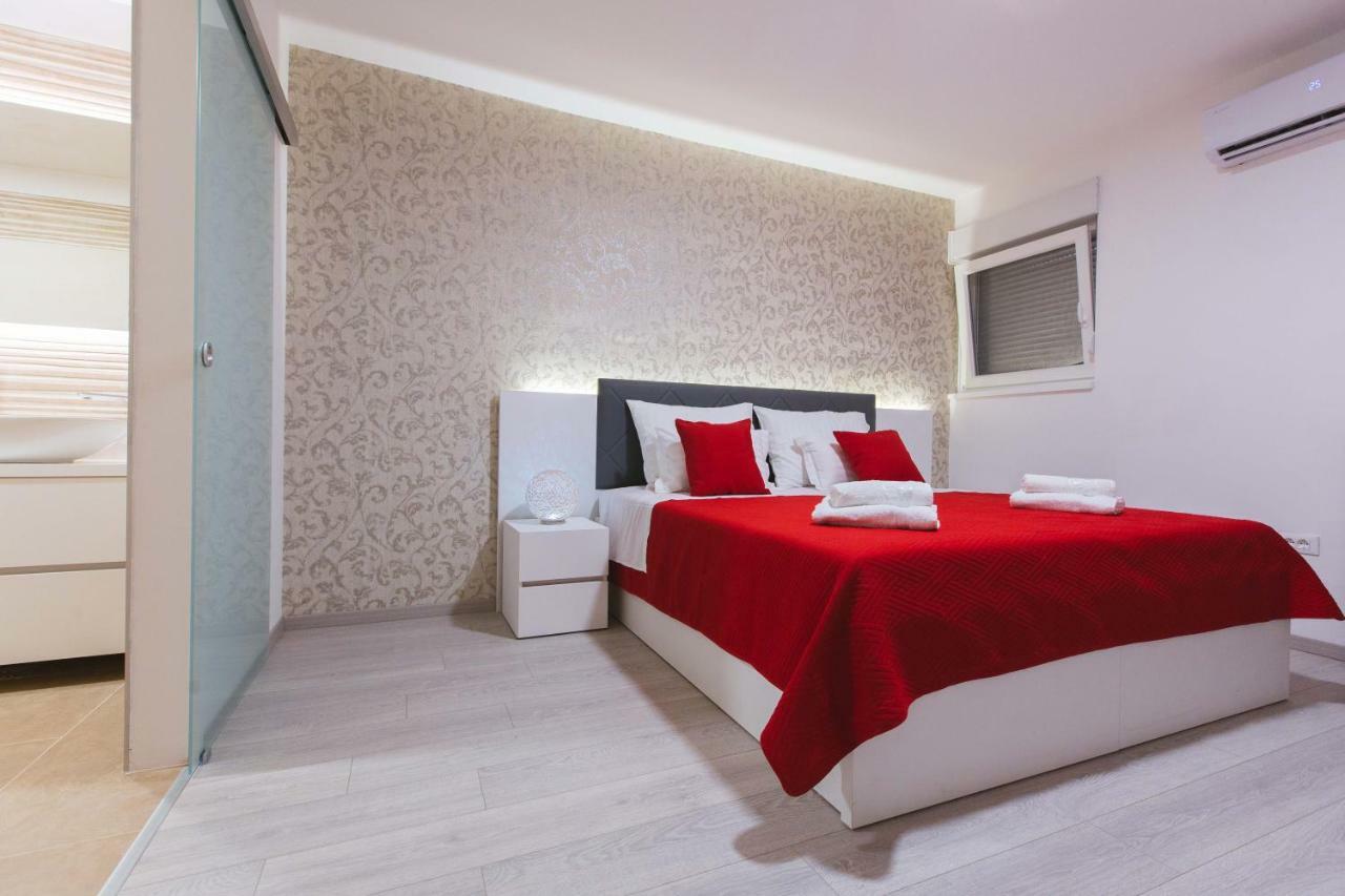 Villas Alfa & Omega Klis Bagian luar foto